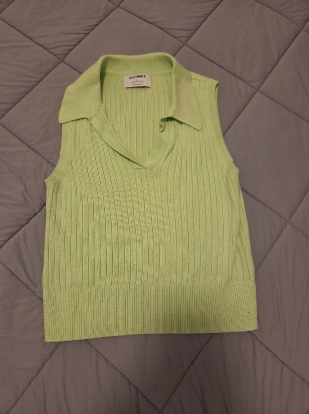 Sleeveless Ribbed Knit Sweater Tank in Light Green